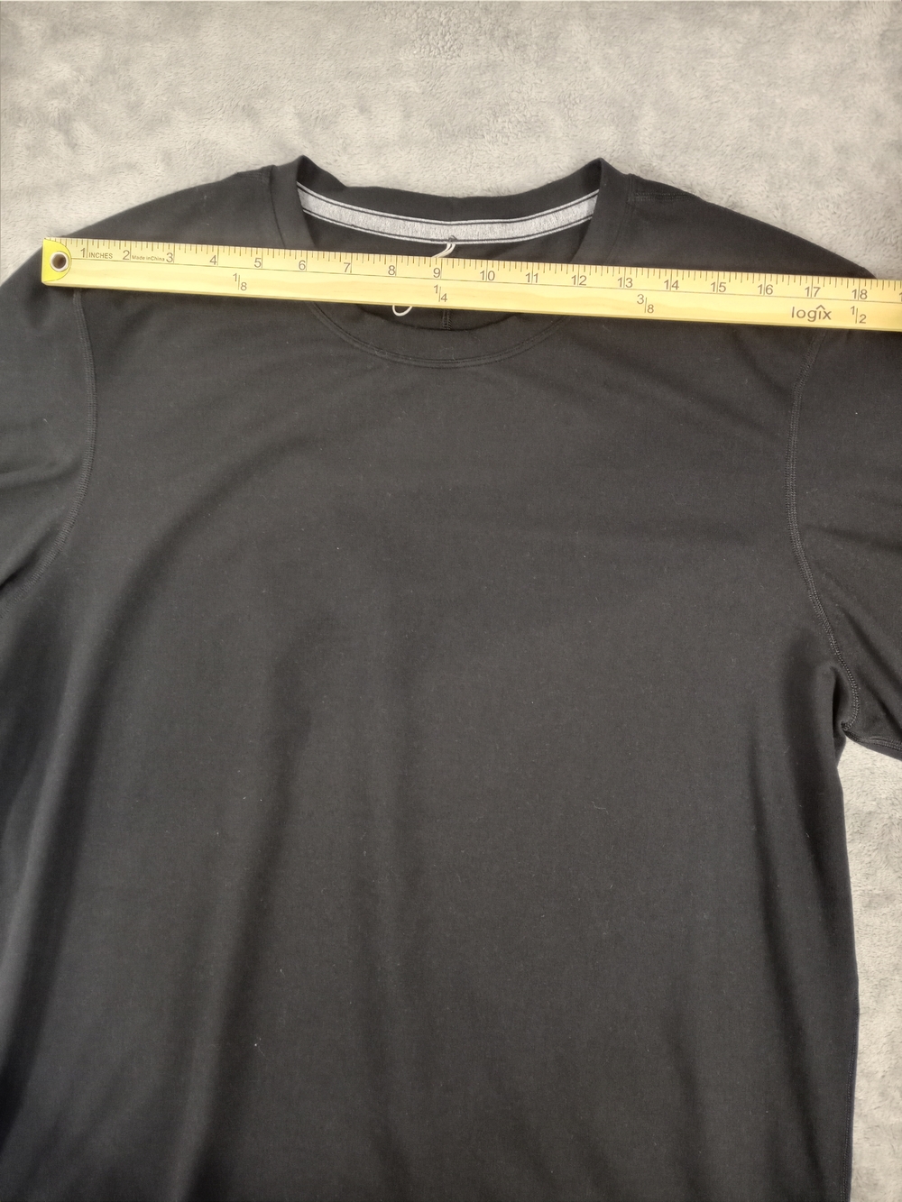 Lululemon Men's Black Crew Neck T-Shirt Size Large - Picture 4 of 9